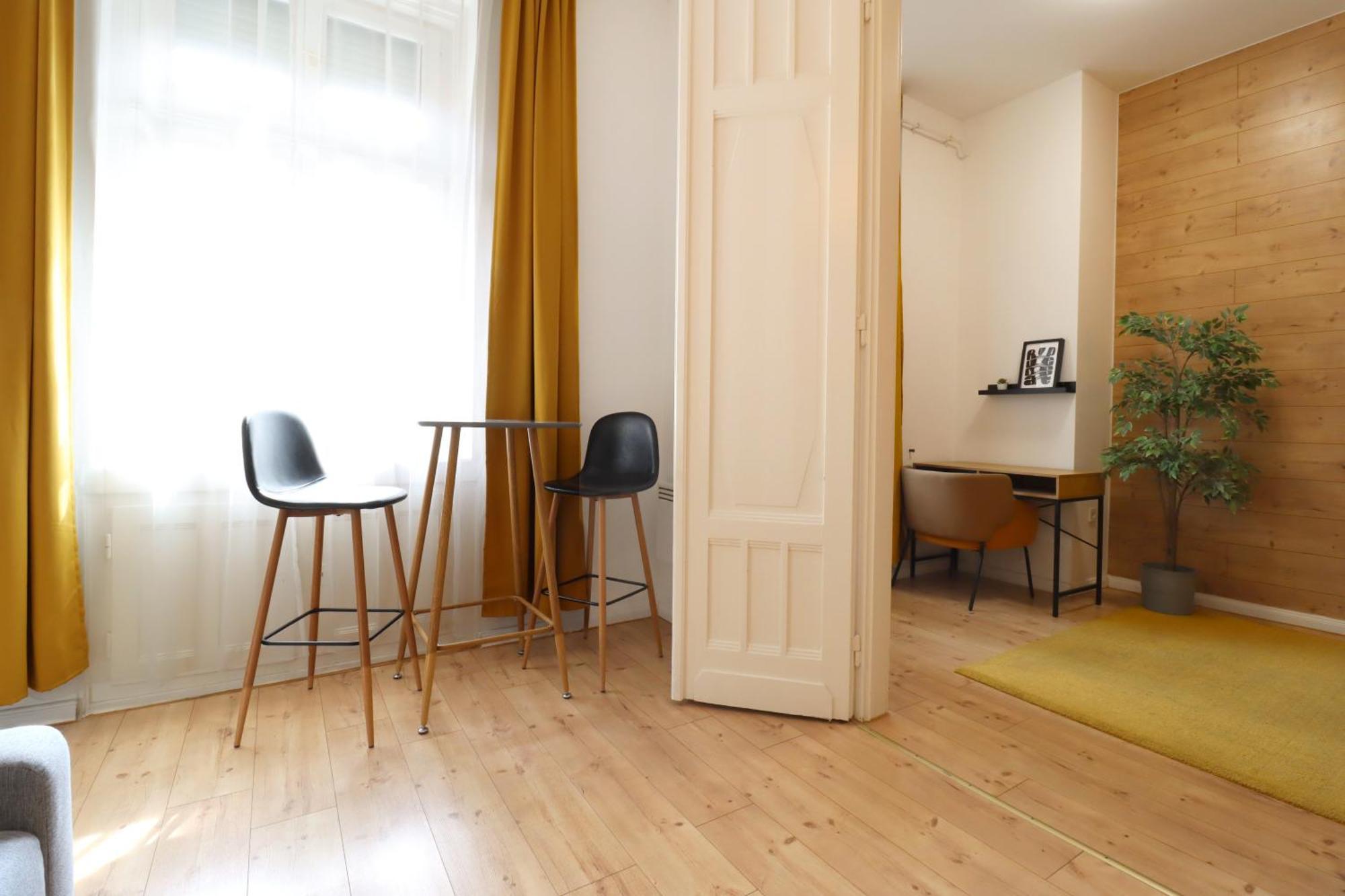 A13 Downtown Apartments With Parking Budapeste Exterior foto